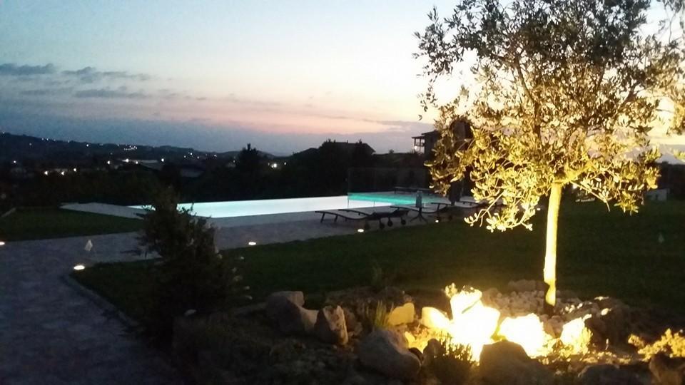 Alta Villa The Countryhouse Adults Only Boutique Bnb Vigliano d'Asti Luaran gambar