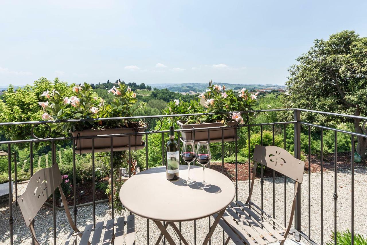Alta Villa The Countryhouse Adults Only Boutique Bnb Vigliano d'Asti Luaran gambar