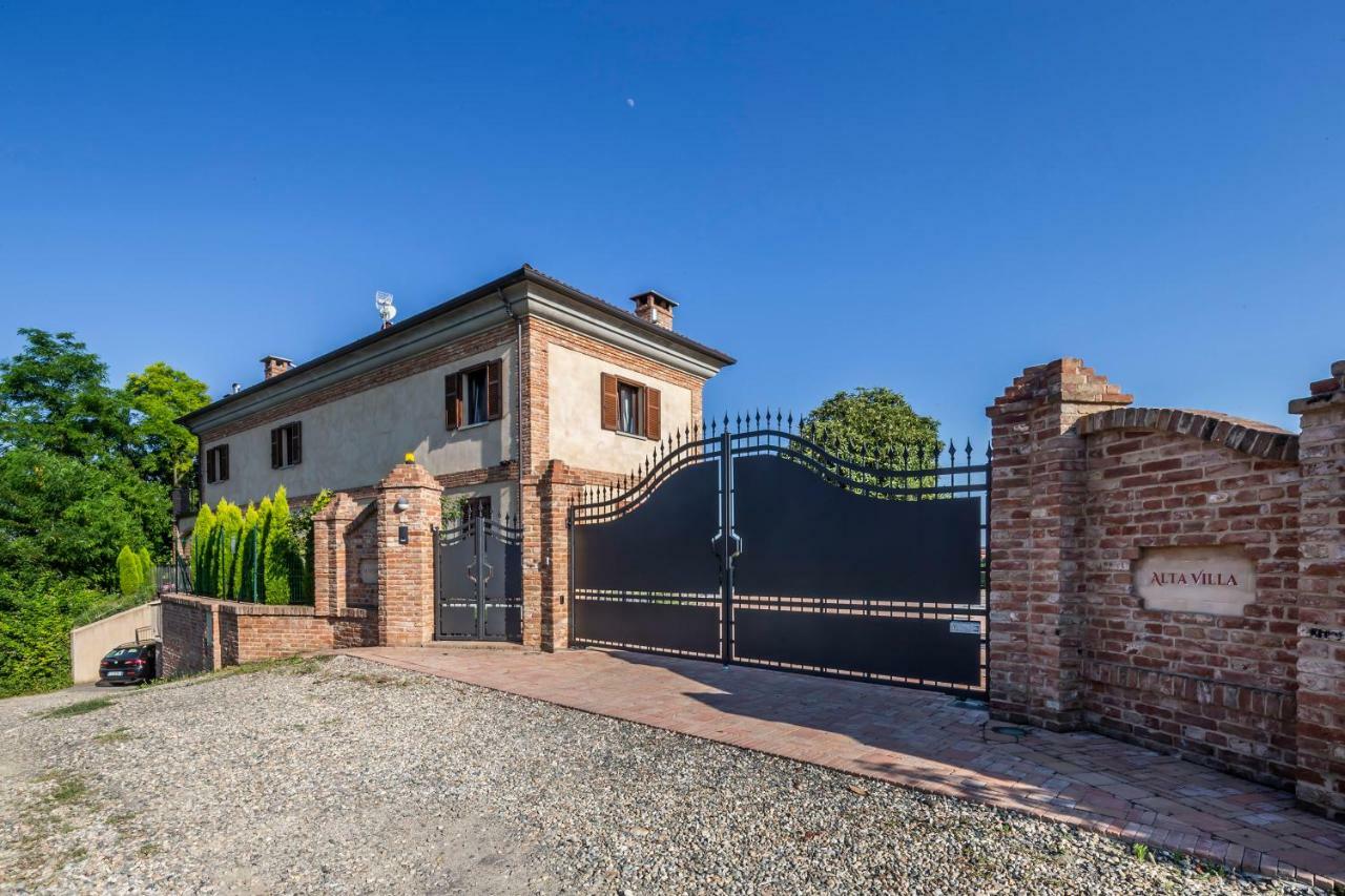 Alta Villa The Countryhouse Adults Only Boutique Bnb Vigliano d'Asti Luaran gambar