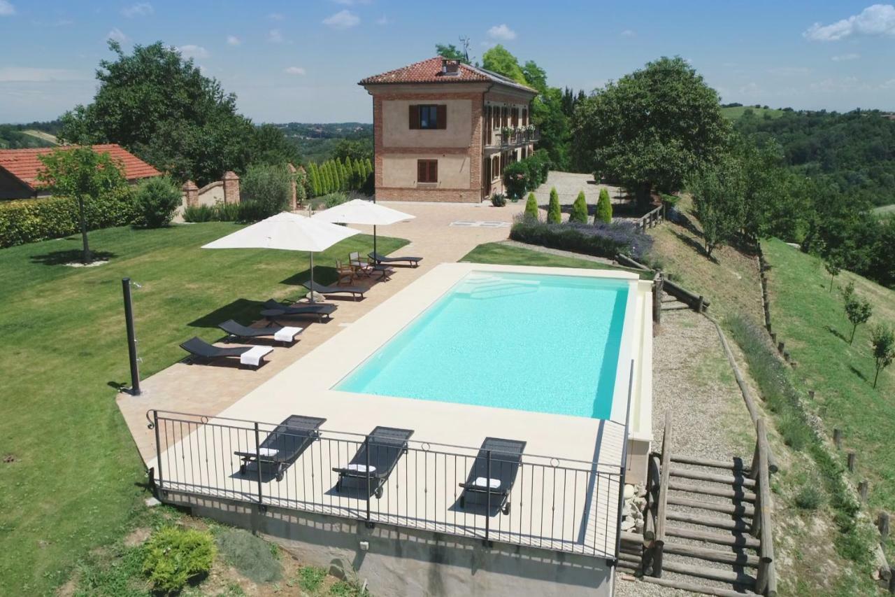 Alta Villa The Countryhouse Adults Only Boutique Bnb Vigliano d'Asti Luaran gambar
